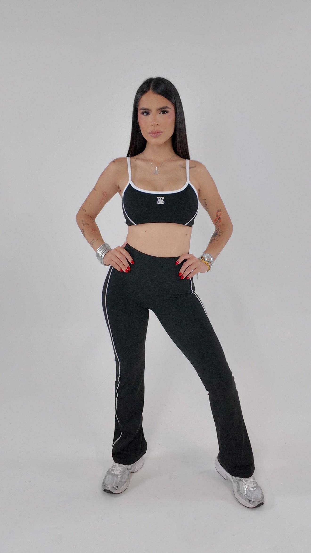Set negro y blanco