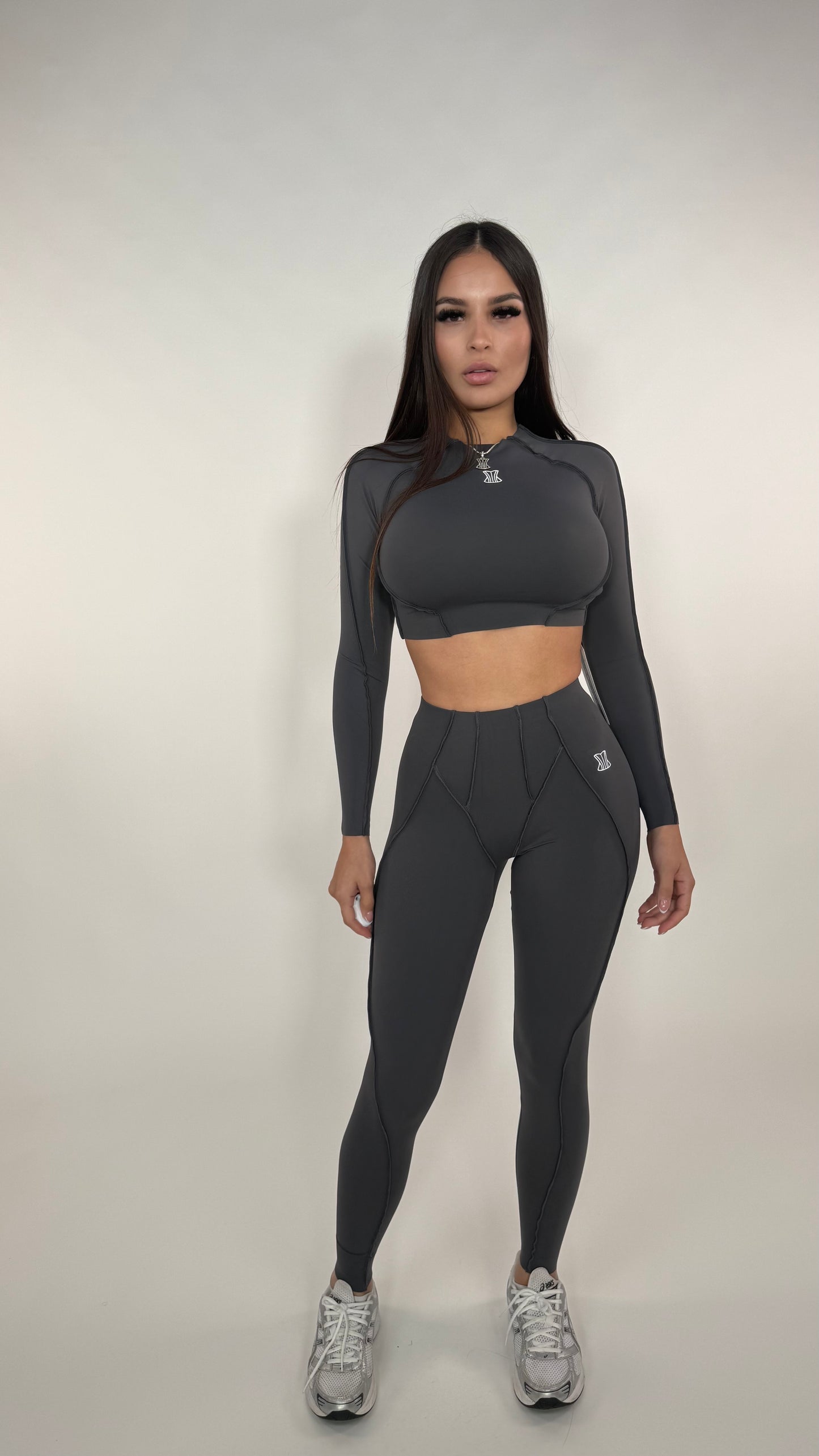 Set gris manga larga