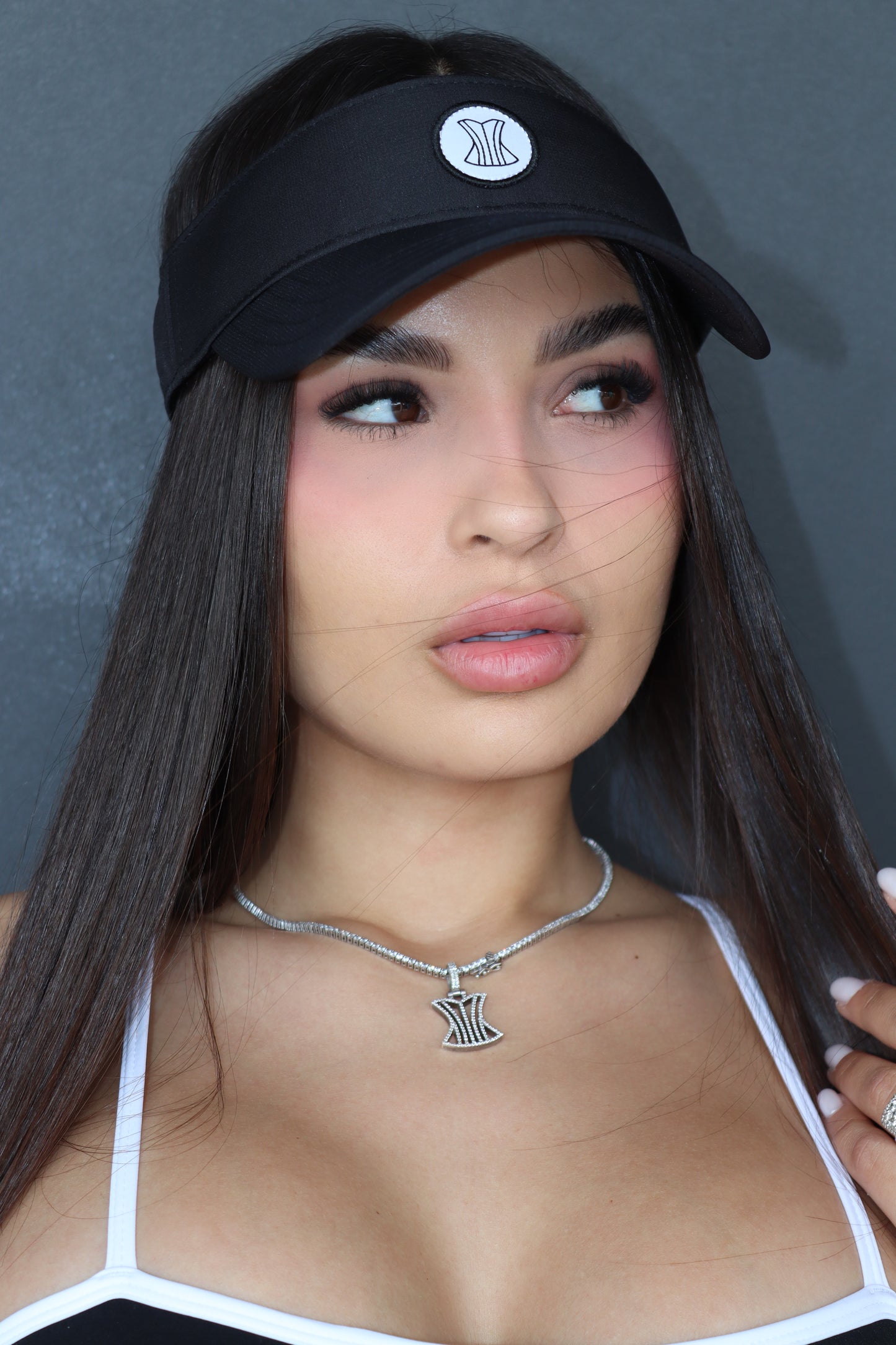 Visera negra
