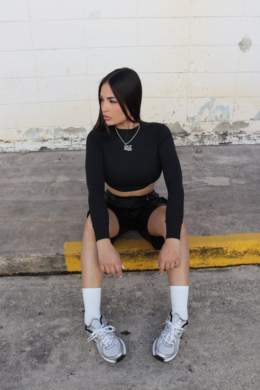 Top negro manga larga