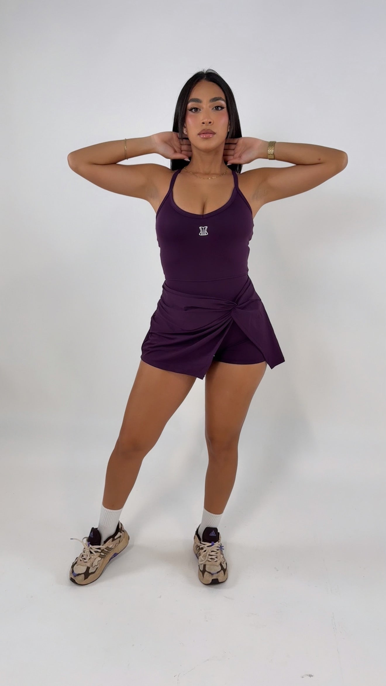 Traje violeta
