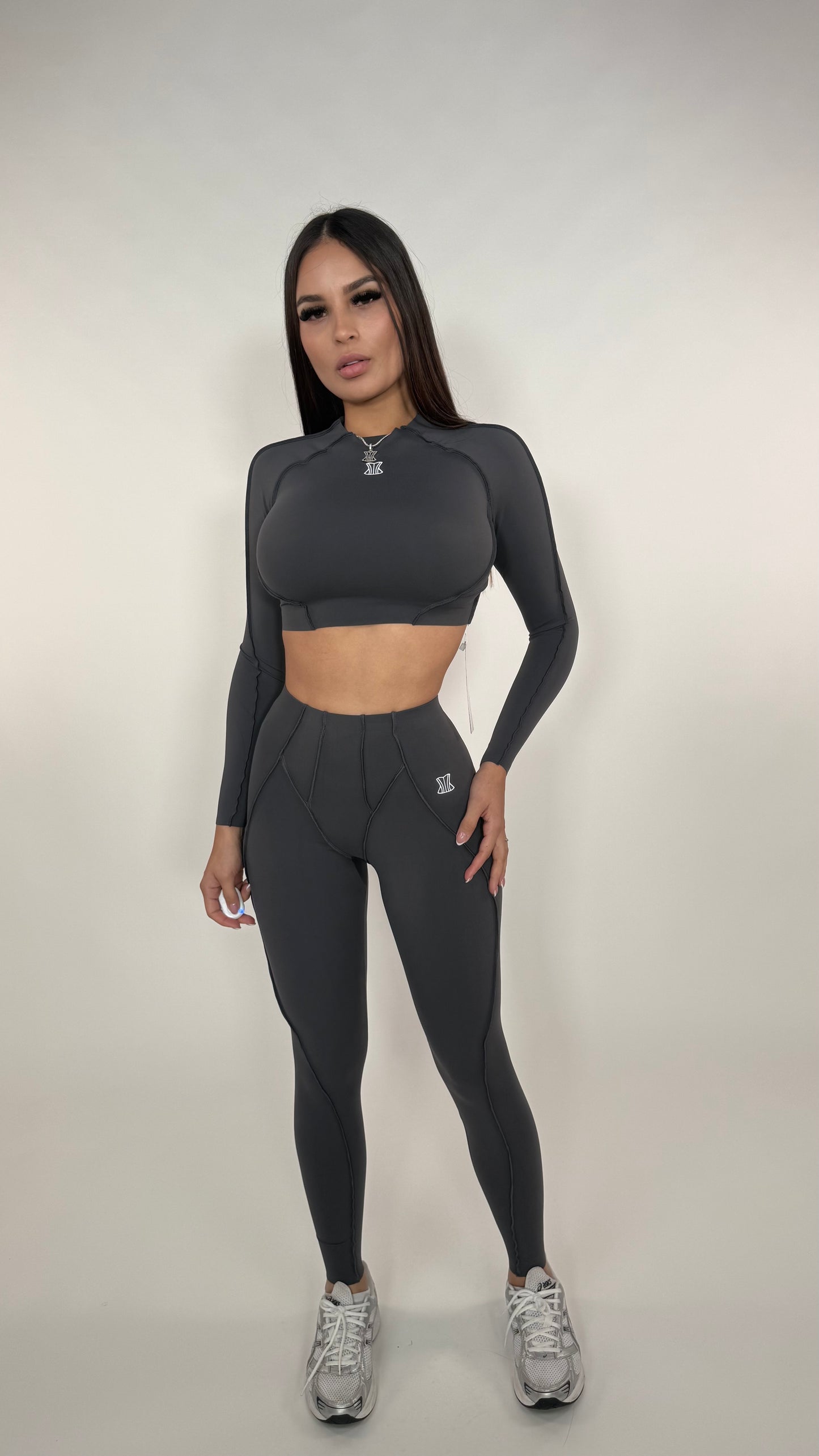 Set gris manga larga