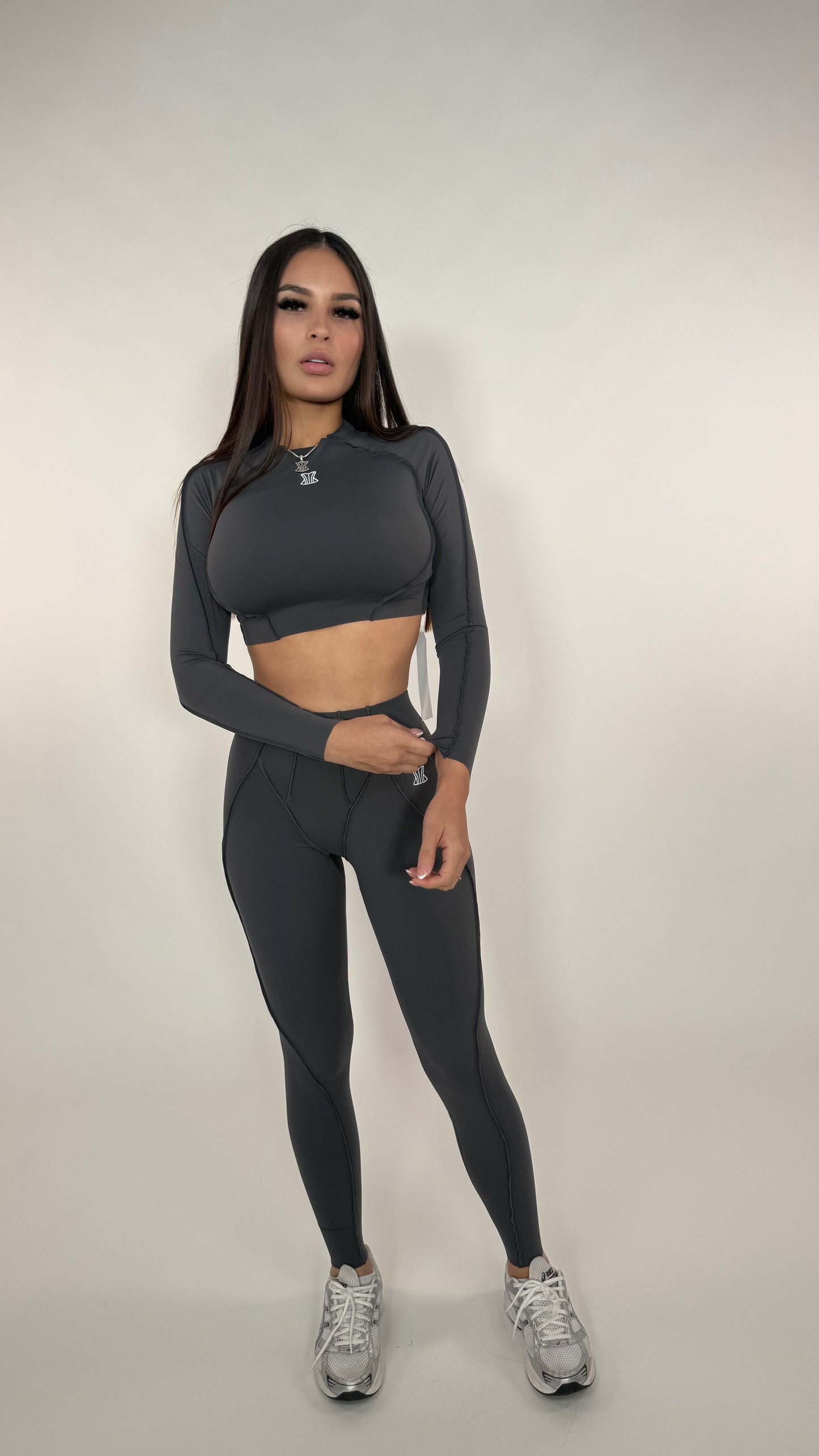 Set gris manga larga