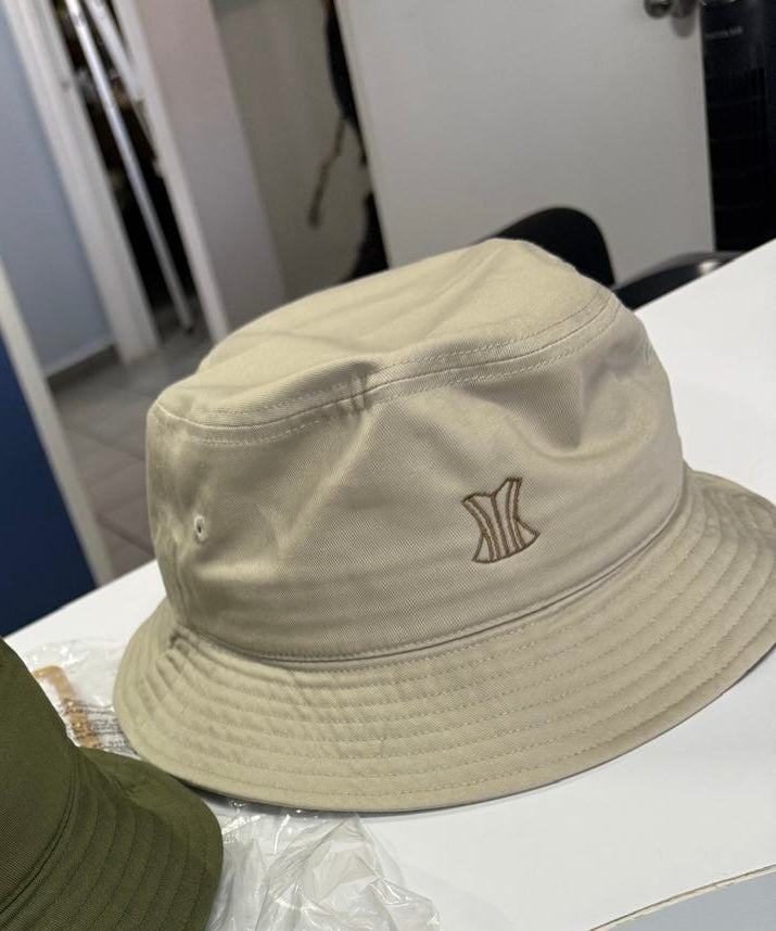 Bucket hat