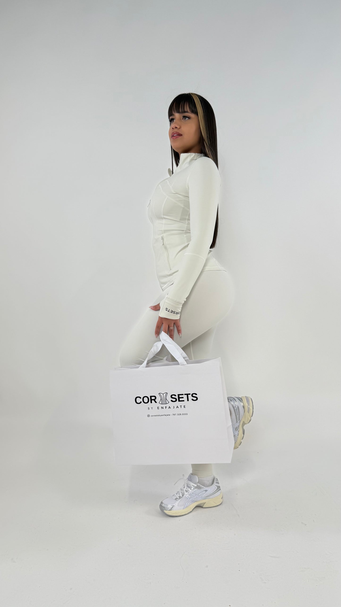 Set manga larga crema