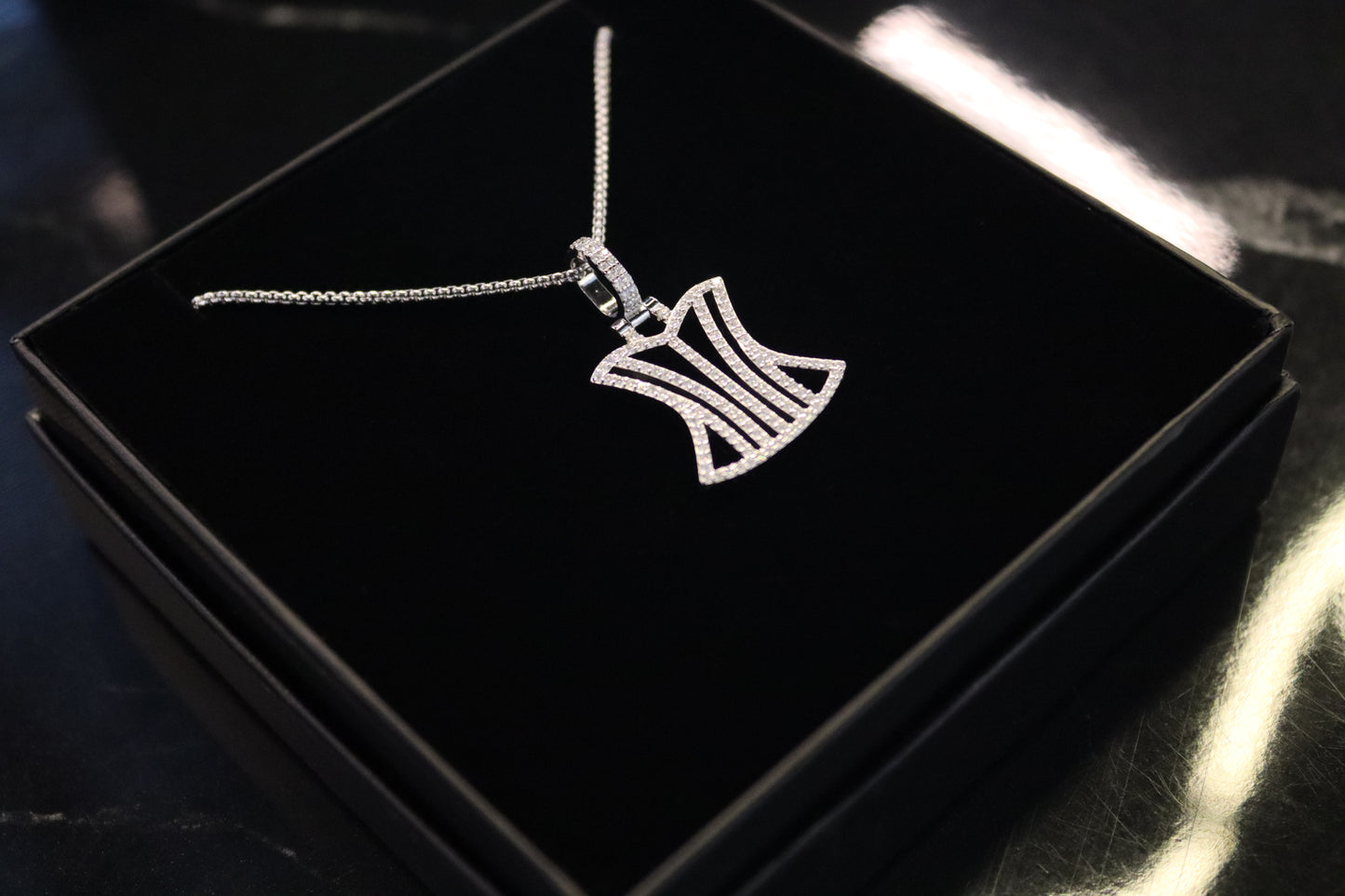 Corsets jewelry collection