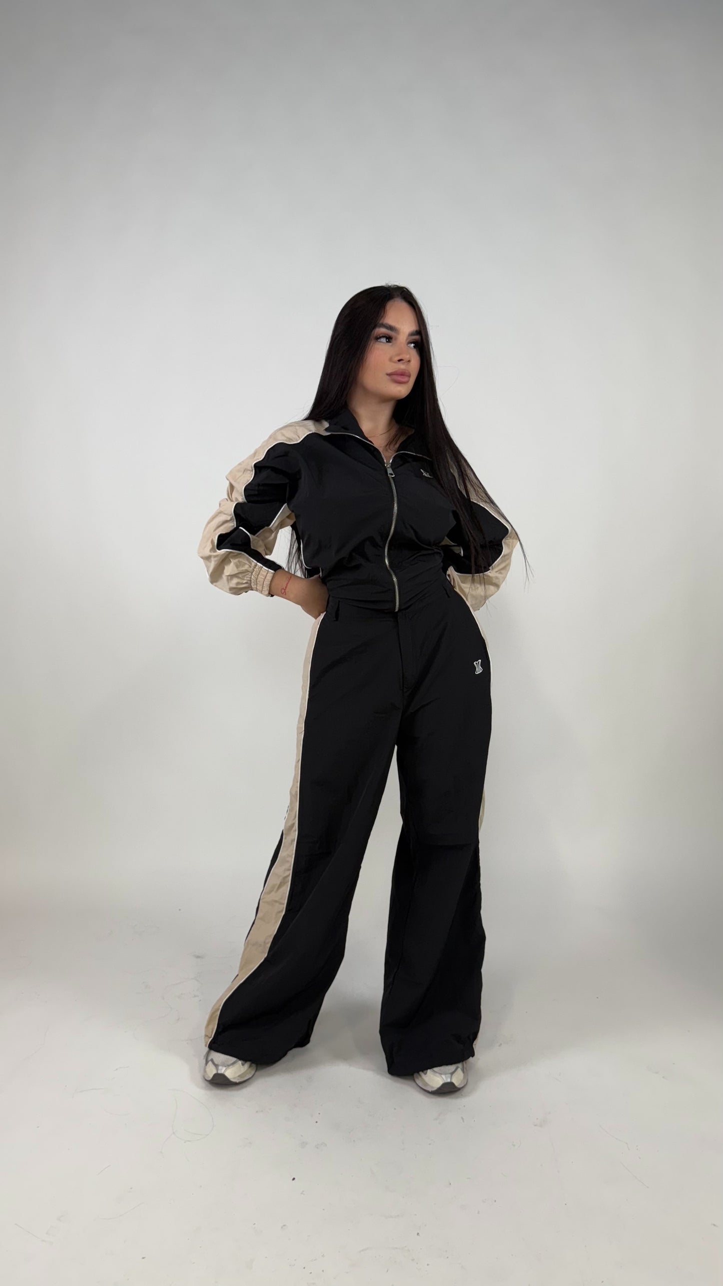 Over size tracksuit