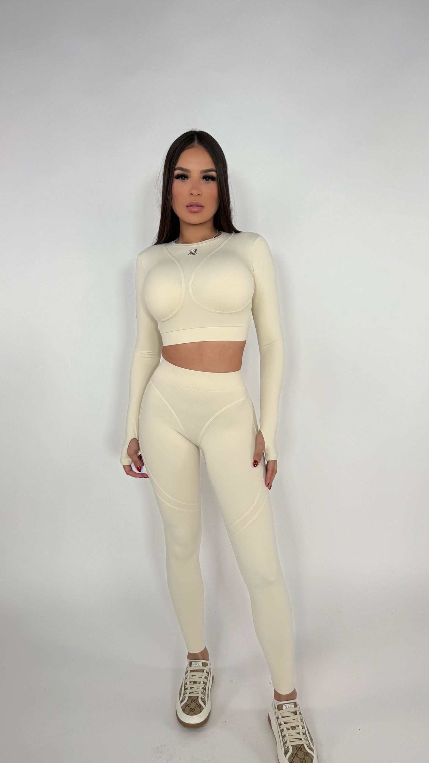 Set manga larga beige