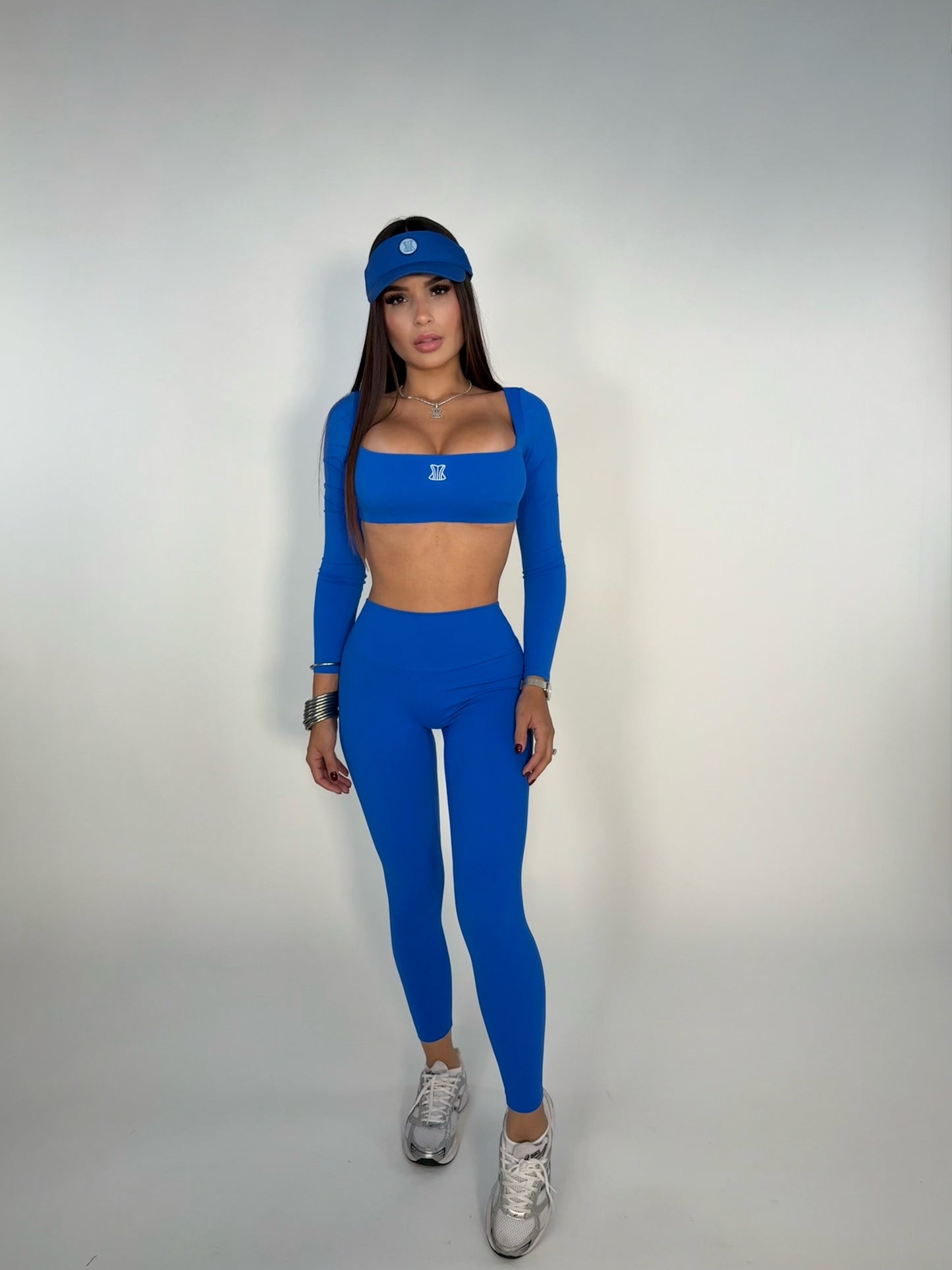 Visera azul royal