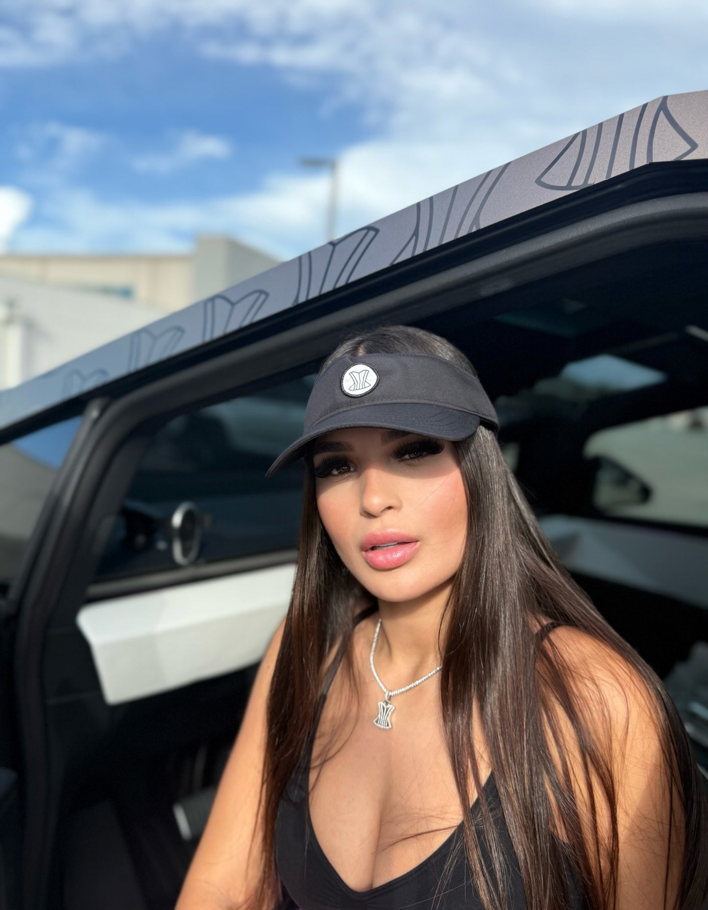 Visera negra