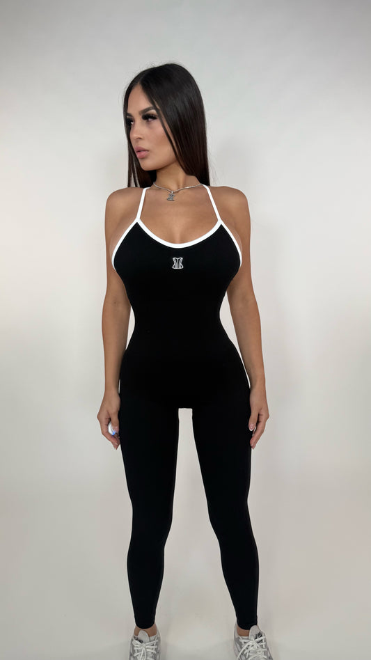 Jumpsuit negro y blanco