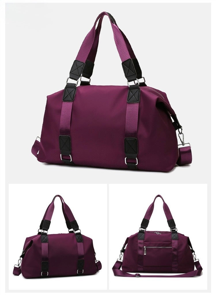 Bulto violeta