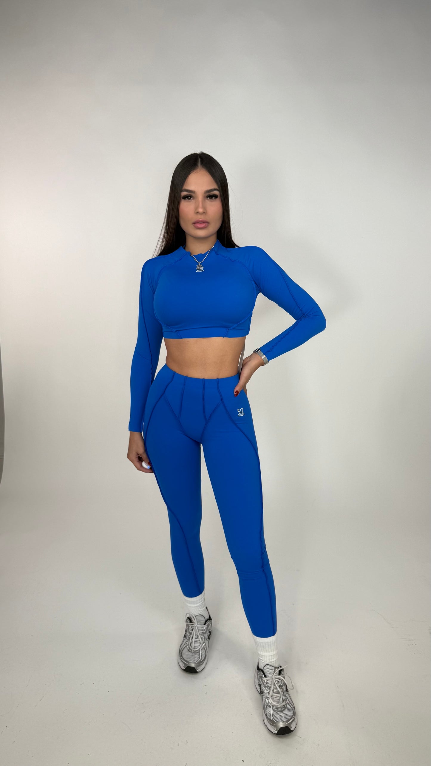 Set manga larga azul royal