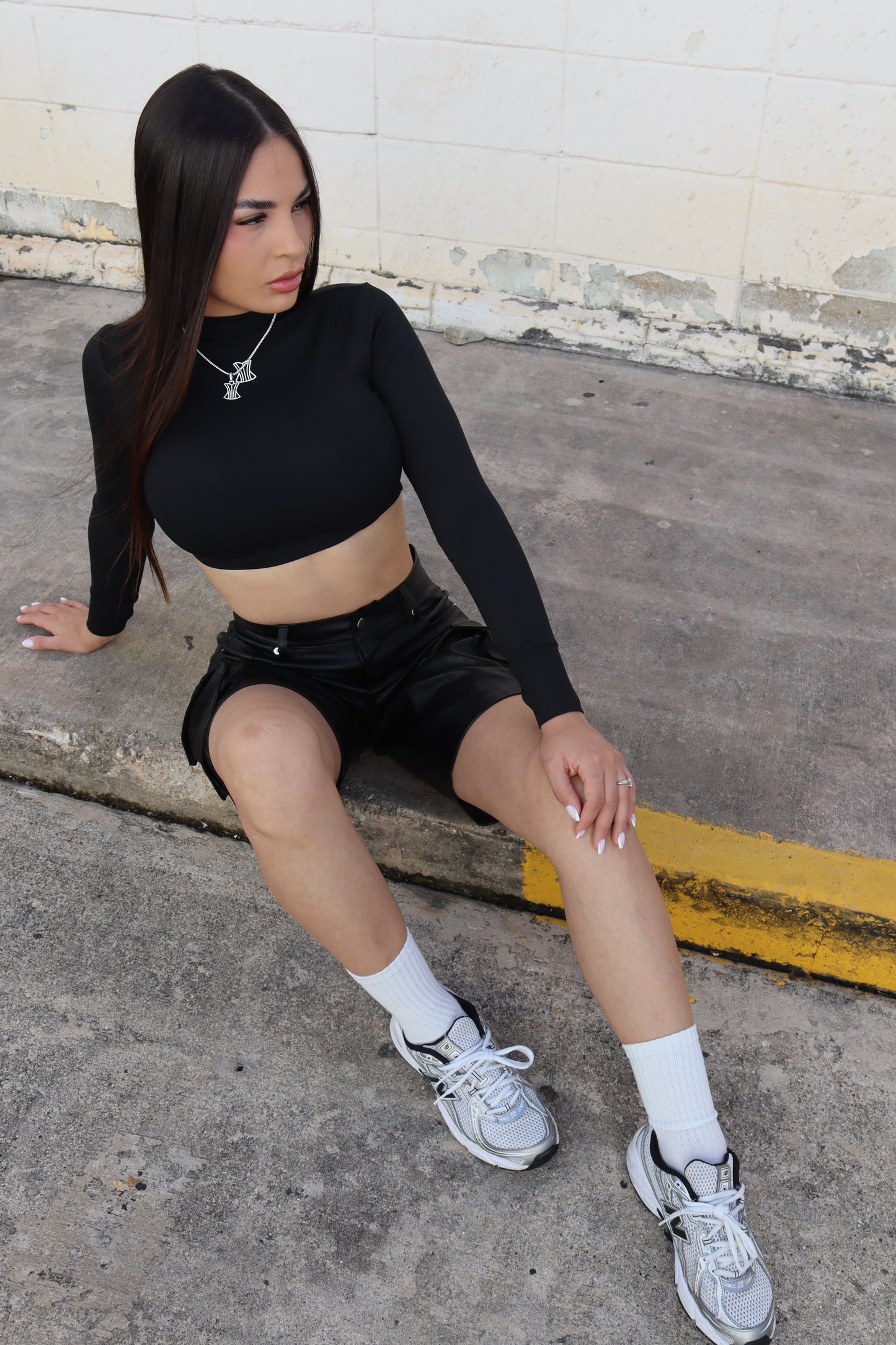 Top negro manga larga