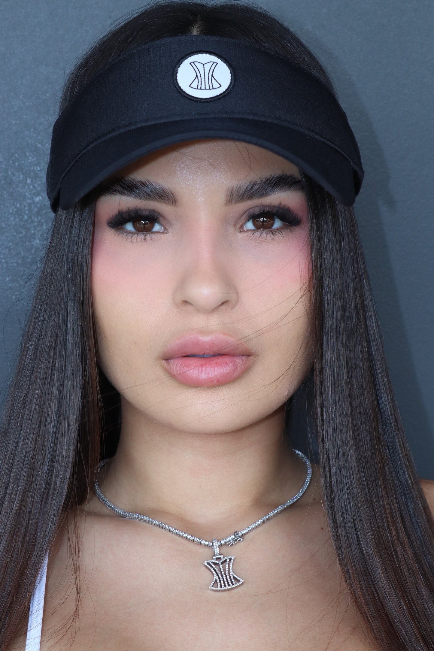 Visera negra