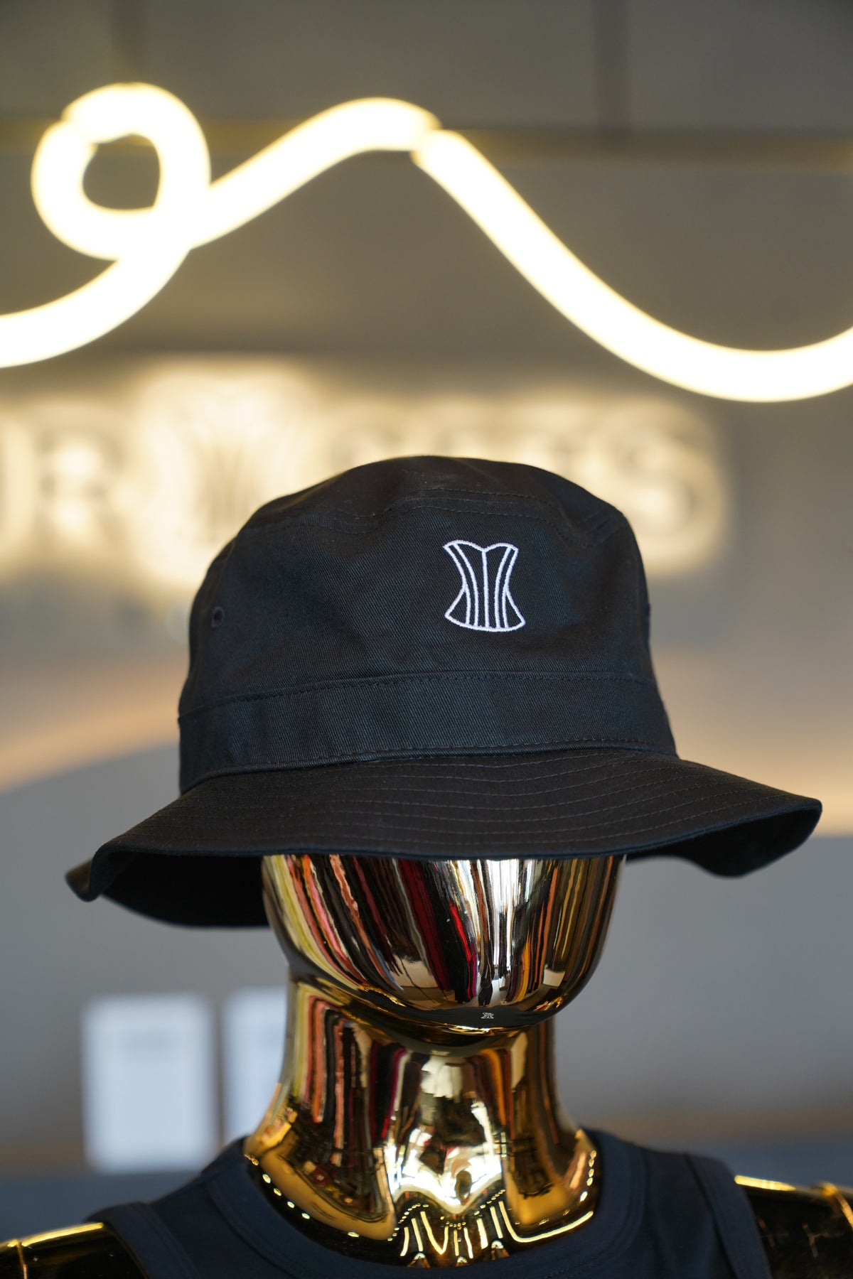 Bucket hat