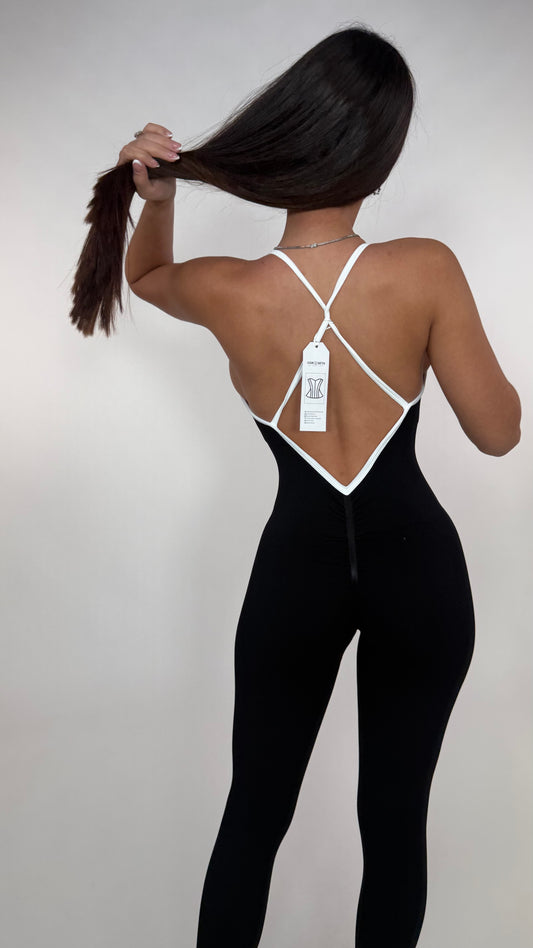 Jumpsuit negro y blanco
