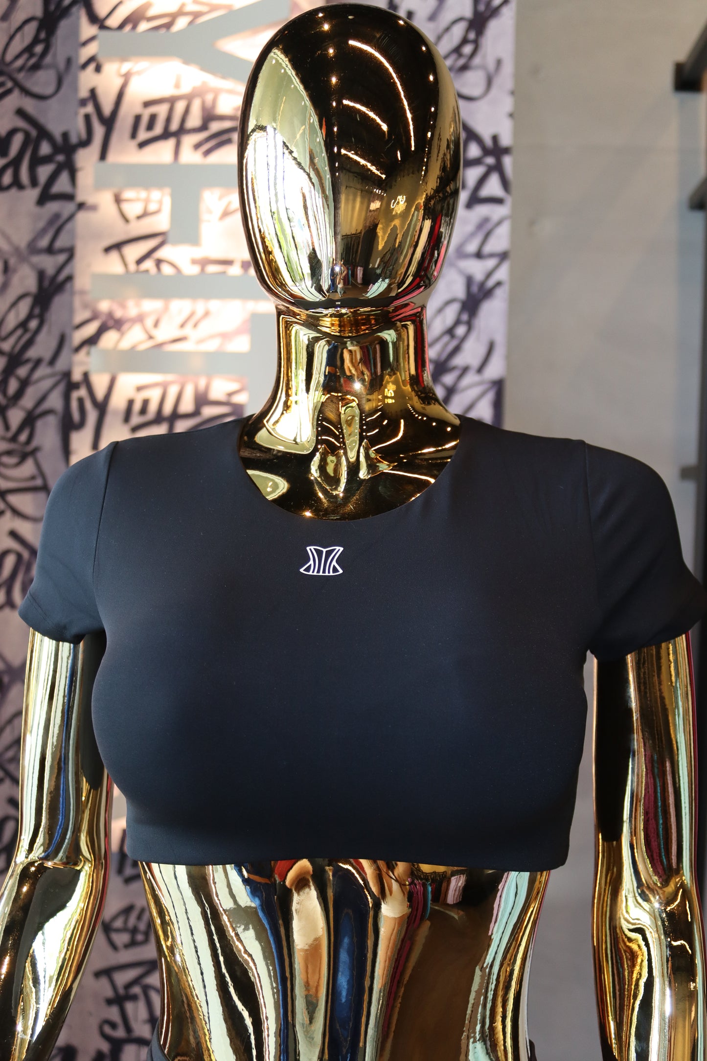 Basic top black