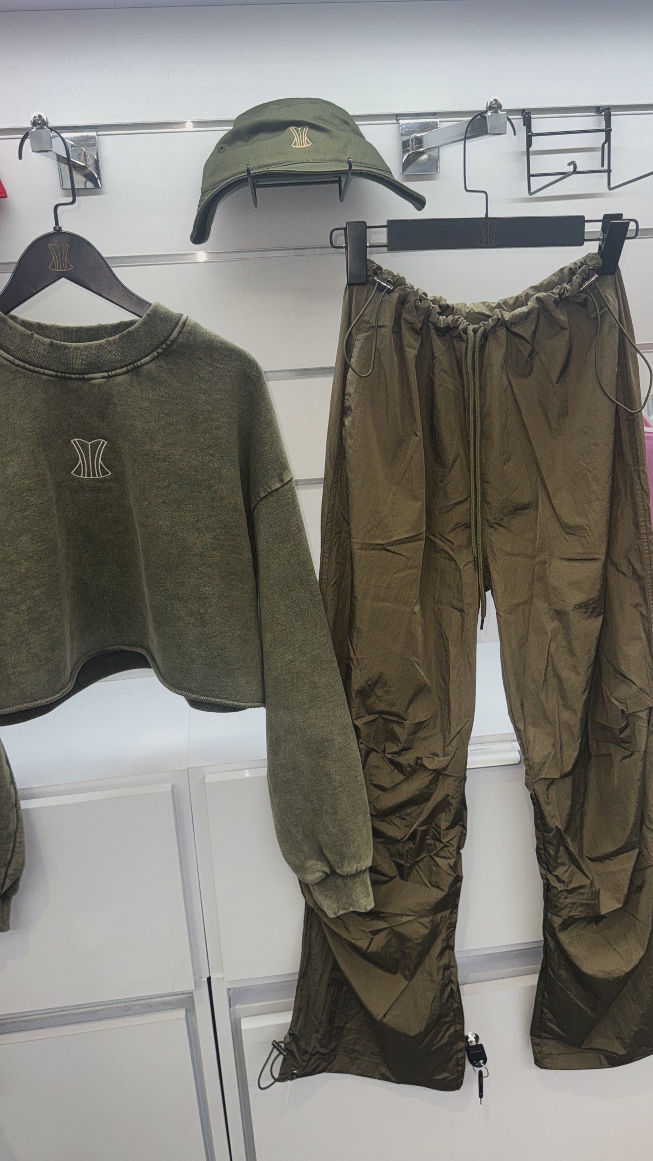 Sudadera satinada verde