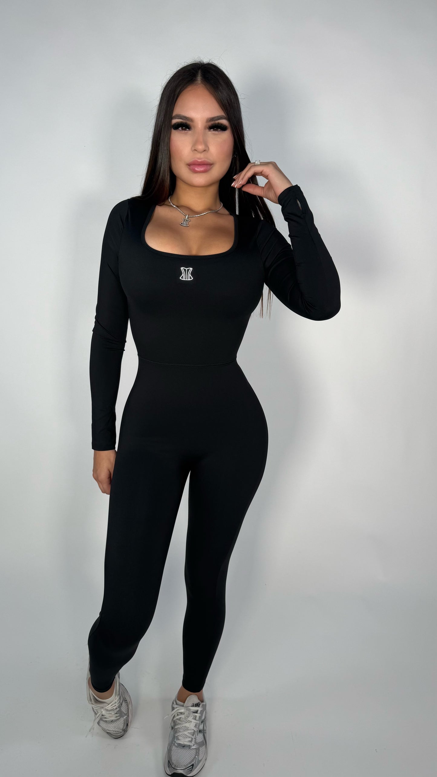 Jumpsuit negro manga larga