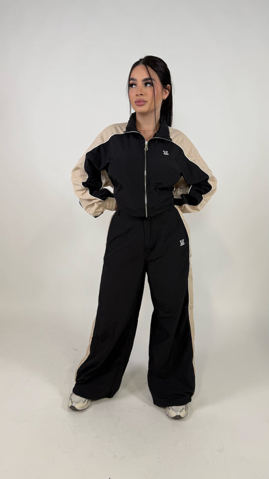 Over size tracksuit