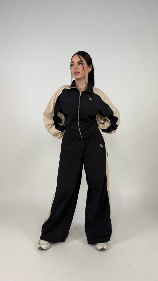 Over size tracksuit
