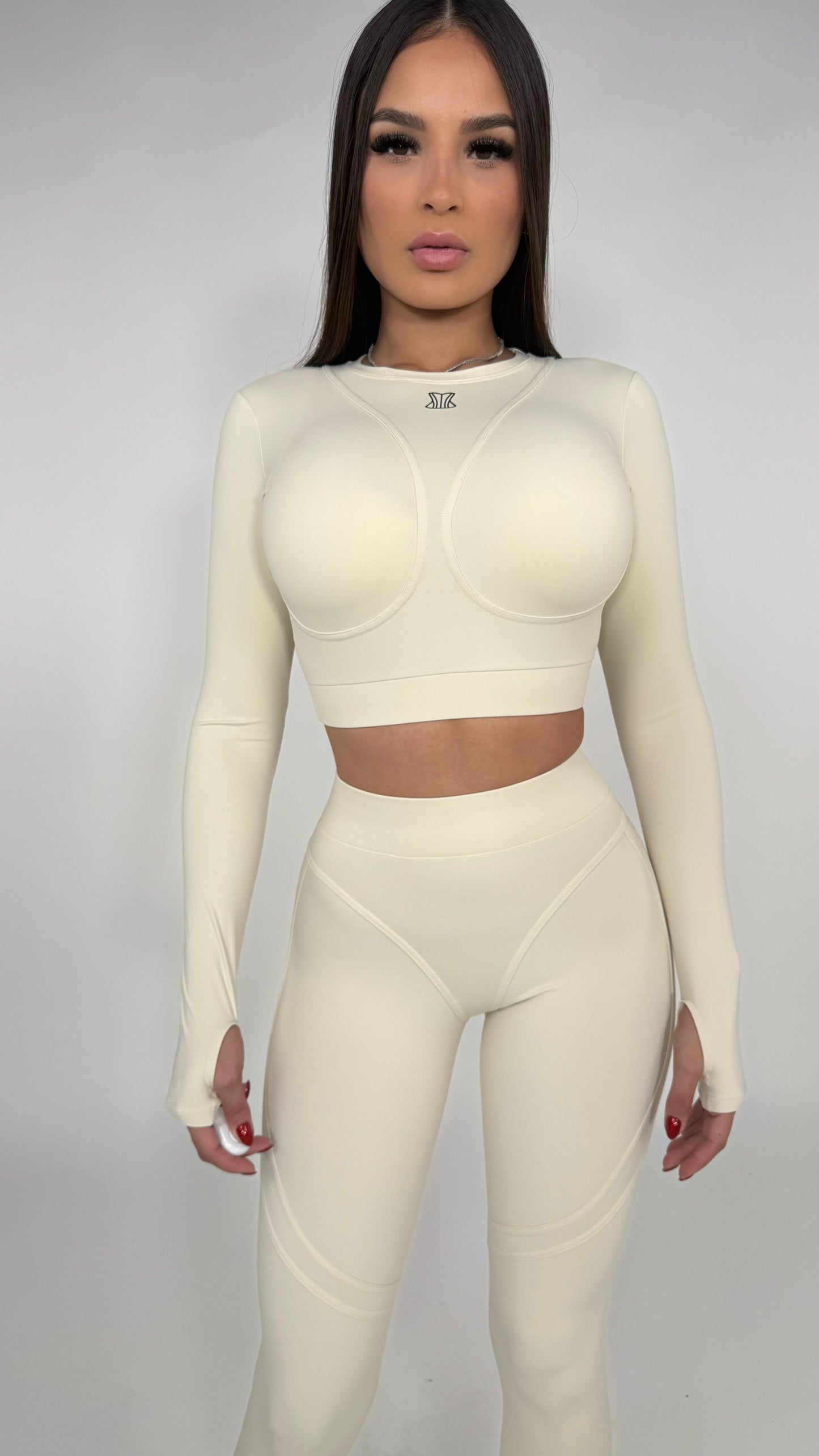 Set manga larga beige